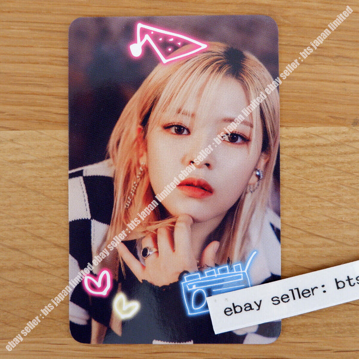 TWICE Official Photocard set SEASON'S GREETINGS 2023 SECRET LIFE @ HOUSE