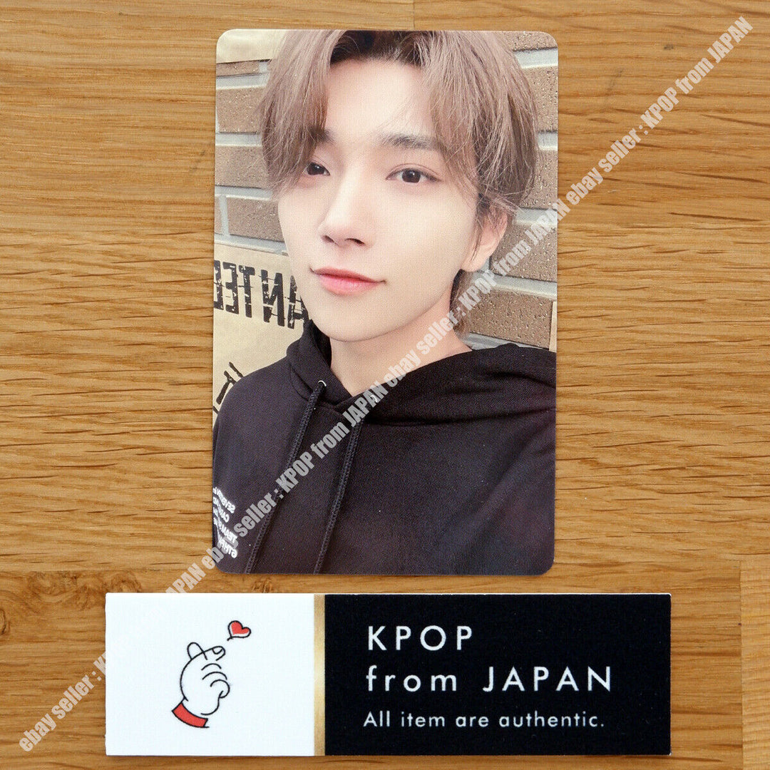 SEVENTEEN in CARAT LAND MEMORY BOOK Official photocard 2022 SVT FAN MEETING PC