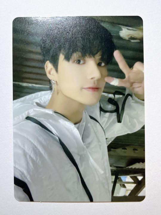 ATEEZ WOOYOUNG BEYOND : ZERO ATINY A B HMV Tower records POB Photocard PC