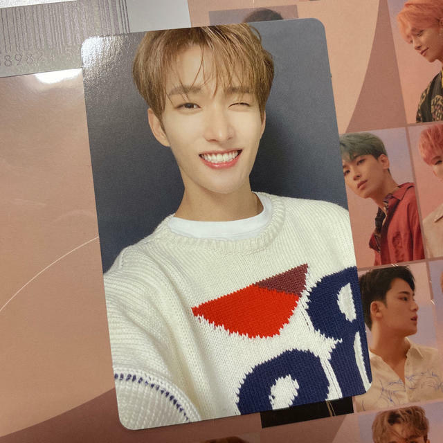 SEVENTEEN OFFICIAL FALLIN' FLOWER C ver. LIMITED Photocard Photo card