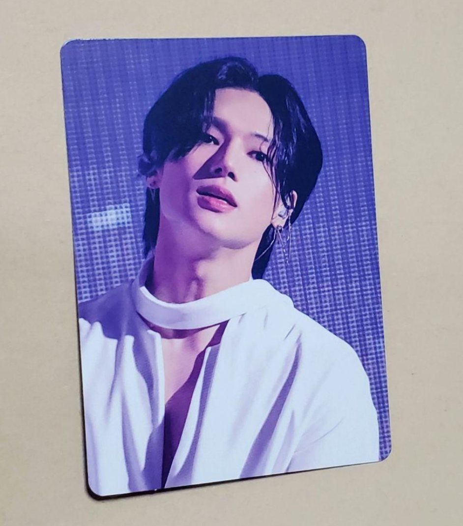 ATEEZ THE FELLOWSHIP : BREAK THE WALL BOX2 Tower records POB Official Photocard