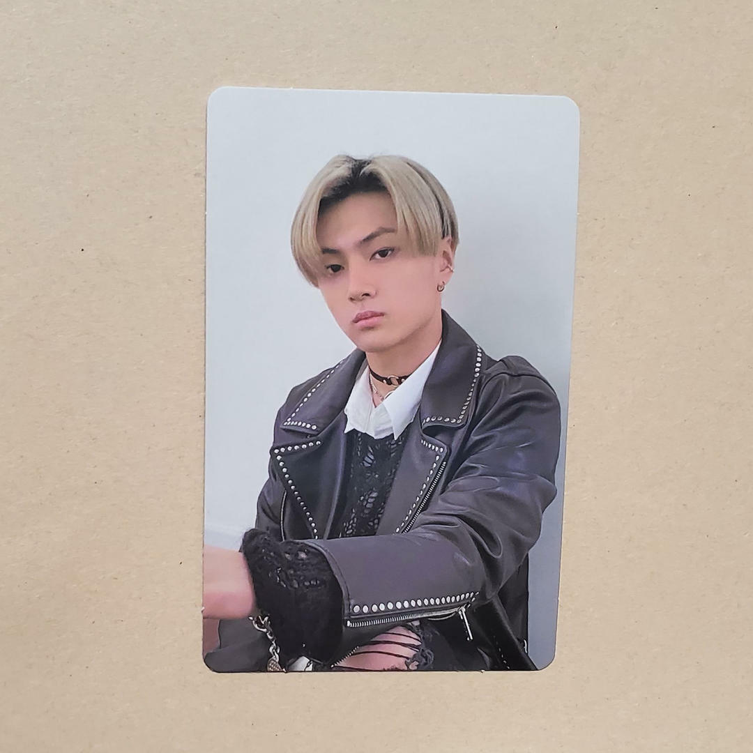 ENHYPEN JAY Official Photo card Border : Carnival Photocard PC