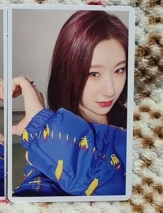 ITZY Chaeryeong IT'z Tarjeta fotográfica oficial Tarjeta fotográfica AB 1st Limited Japan PC 