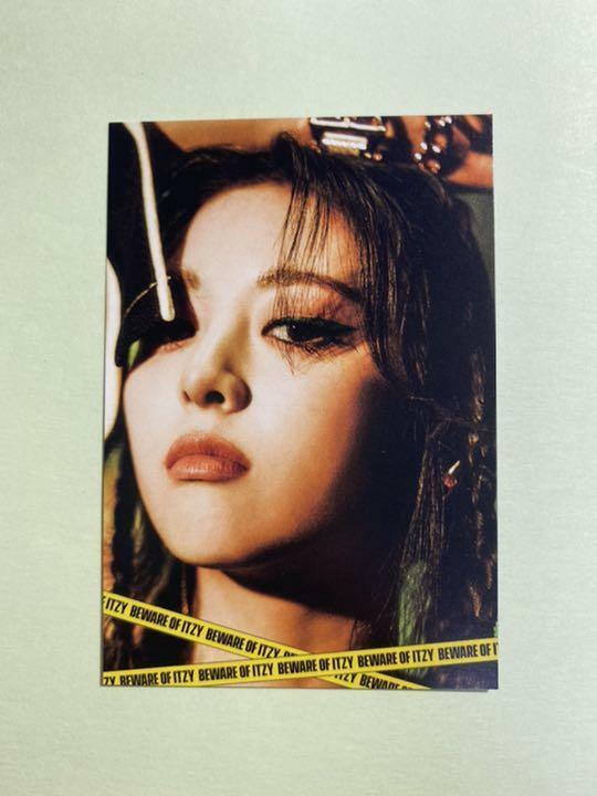 ITZY YUNA GUESS WHO TOWER RECORDS Juego oficial de 4 tarjetas Tarjeta fotográfica 