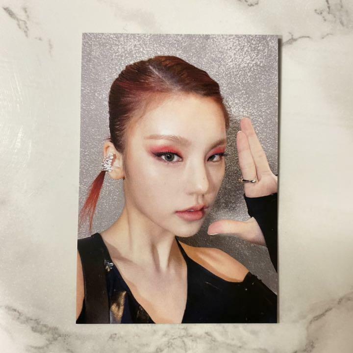 ITZY YEJI GUESS WHO TOWER RECORDS Juego oficial de 4 tarjetas Tarjeta fotográfica Tarjeta fotográfica 