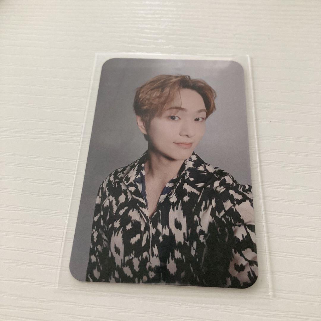 ONEW Life goes on Official Photocard Photo card pc SHINee