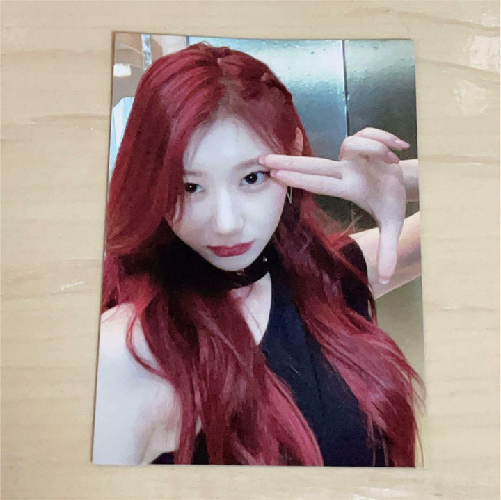 ITZY CHAERYEONG GUESS WHO TOWER RECORDS Official 4 cards set Photo card