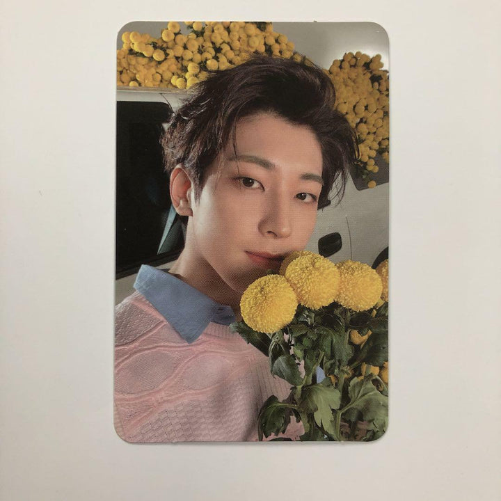 Tarjeta fotográfica oficial Seventeen Wonwoo Your Choice Un lado Otro lado Al lado de la PC 