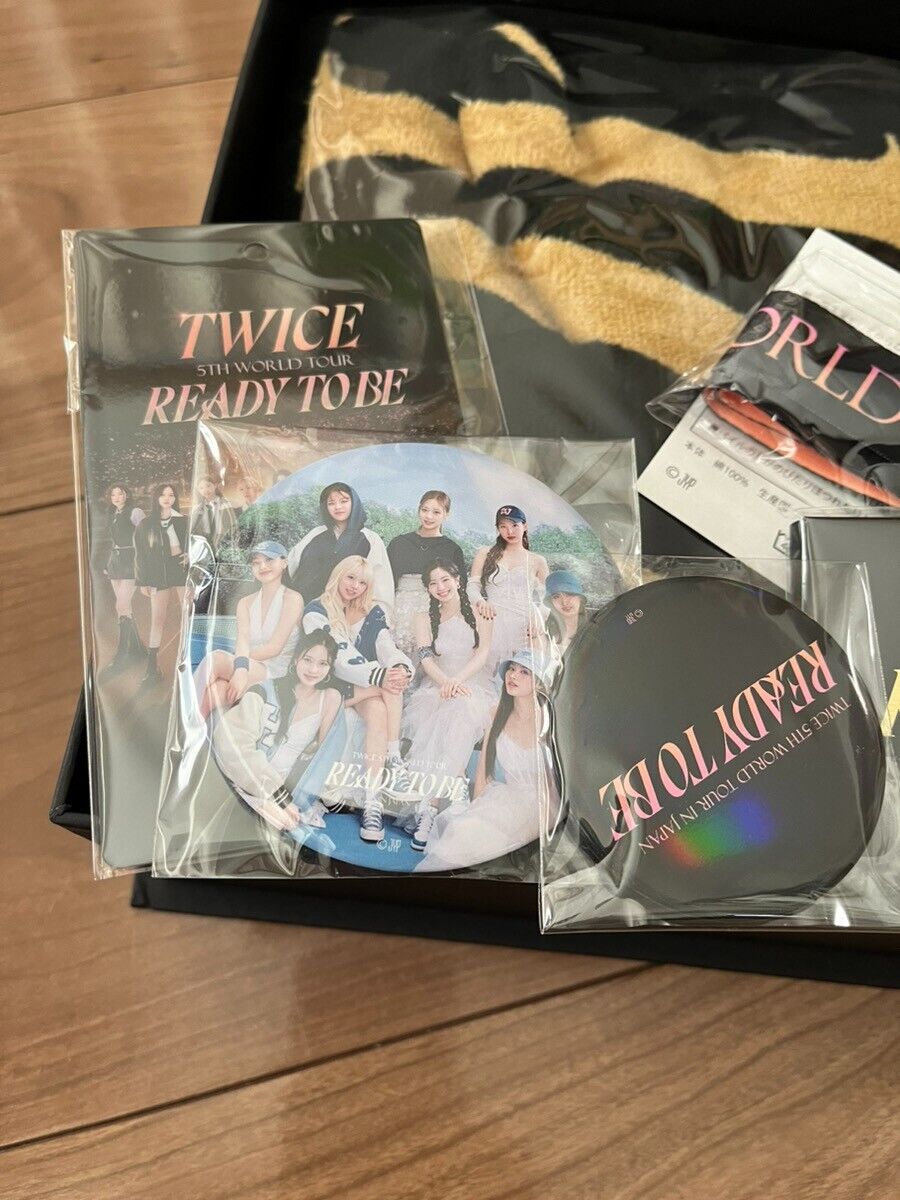 TWICE READY TO BE IN JAPAN Upgrade Benefit box set mina sana momo nayeon tzuyu